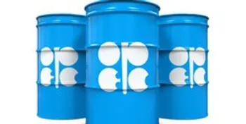 کاهش اندک قیمت نفت پس از تصمیم اوپک