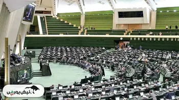 انتقاد به عرضه خودرو در بورس