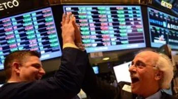 رشد ۱۱۰ واحدی داوجونز با جهش ۱۰ درصدی اپل