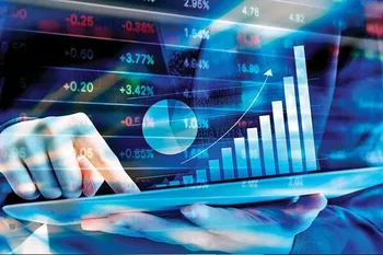 فروردین پر رونق بورس!