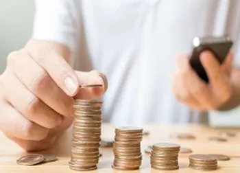 تصوررشدپرشتاب شاخص مشابه سال ٩٩؛اشتباه است