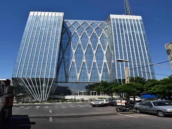 چوب حراج بورس تهران به ساختمان سعادت‌آباد