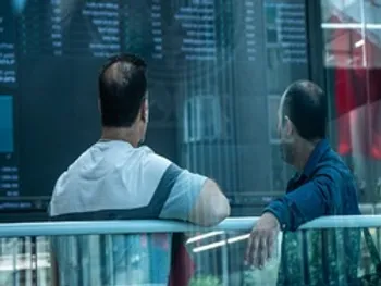 اخبار مهم برای بورس فردا شنبه ۱۲ تیر | پیشنهاد افزایش سرمایه ۳۰۰ درصدی برای این نماد + فیلم