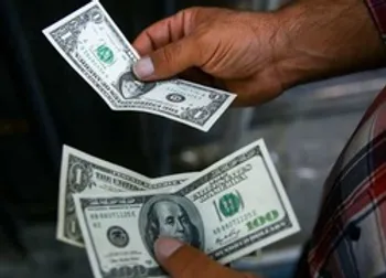 قیمت دلار و یورو دوشنبه 27 مردادماه 99/ افزایش 550 تومانی نرخ دلار در یک روز