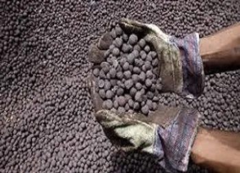 پذیرش گندله و آهن اسفنجی ۴ شرکت در بورس