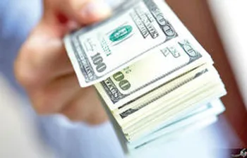 دلار عقب رفت