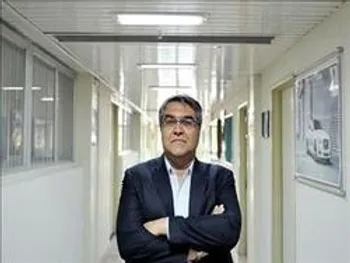 توانایی ۱۰۰ درصدی بومی سازی قطعات خودرو در داخل کشور/ مرکز تحقیقات موتور ایران خودرو سرآمد در توسعه و فناوری دانش خودرو