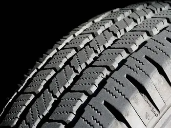 موافقت وزیر صمت با افزایش قیمت لاستیک