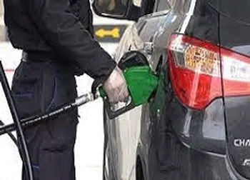 توزیع بنزین در کل کشور متوقف شد