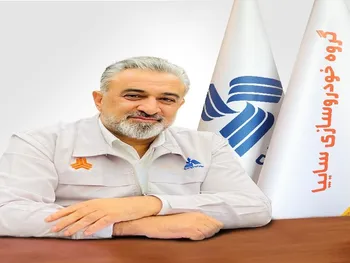 بهمن حسین زاده کیست؟