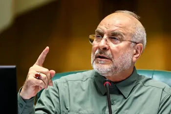 روایت قالیباف از لحظات مقابله با مین‌روب دشمن