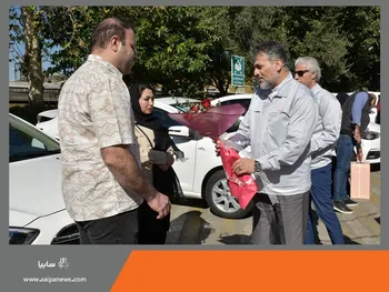مدیرعامل گروه خودروسازی سایپا در مراسم تحویل اولین سری خودرو شاهین پلاس: