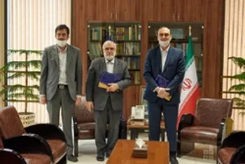 اهدای بیمه کرونای سرمد به مددجویان کمیته امداد