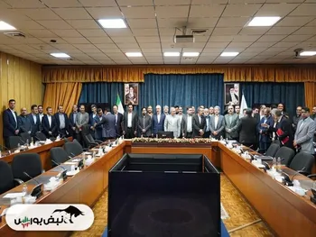 عارف نوروزی مدیرعامل شستا: همه کمر شکسته ایم و قابلیت بلندشدن نداریم | در ستاره خلیج فارس ۲۵ همت از سودم پرید | ۶۰ همت بنزین به دولت دادم یک ریال پول نداد!