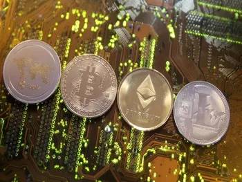 قیمت بیت کوین و ارز‌های دیجیتال یکشنبه ۱۸ مرداد ۱۴۰۵