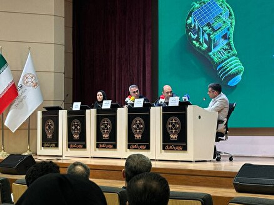 گزارش تصویری نشست خبری بررسی فرصت‌های سرمایه گذرای در نخستین صندوق پروژه نیروگاه خورشیدی کشور در استان سیستان و بلوچستان