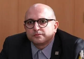 همزمان با پذیره‌نویسی افزایش سرمایه چکاوه