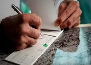 ۱۰ نکته مهم درباره قانون جدید چک