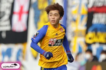 هافبک ژاپنی به استقلال چراغ سبز نشان داد / نخستین بازیکن ژاپنی استقلال؟