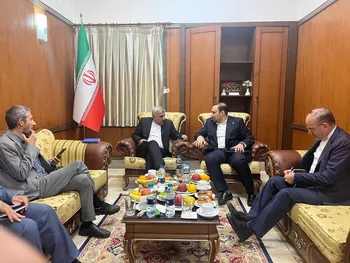 دیدار مدیرعامل شرکت مفاخر با معاون وزارت امور خارجه