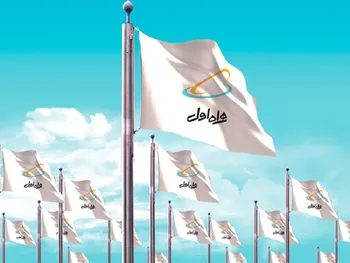 همراه چقدر سود ساخت؟