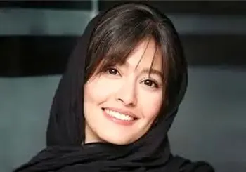 پردیس احمدیه خادم امام رضا (ع) شد