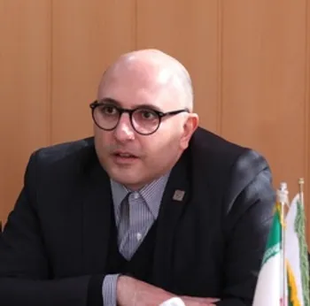 کاغذسازی کاوه همچنان رکورد می زند