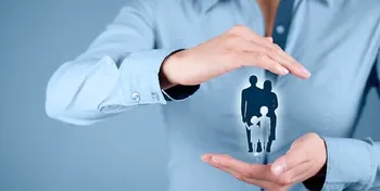 هرچه انحصار دولتی کمتر، فضای رقابتی در صنعت بیمه بیشتر