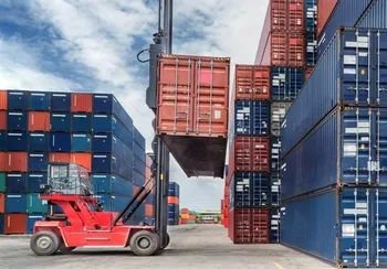 گمرک: تراز تجاری در دولت چهاردهم ۵.۵ میلیارد دلار بهتر شد