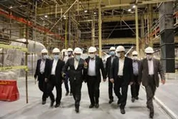 بازدید معاون قضایی دادستان کل کشور از گروه صنعتی و پژوهشی زر